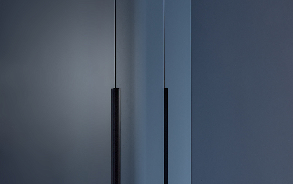 Шкафы и кухня Стоун Колор для однушки с круговой планировкой